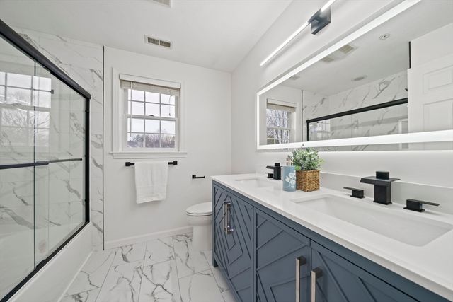 24 Pelican Dr 24, Walpole, MA 02081