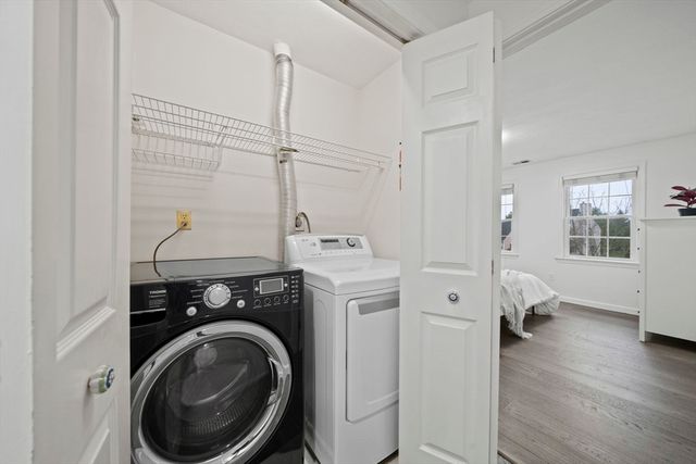 24 Pelican Dr 24, Walpole, MA 02081