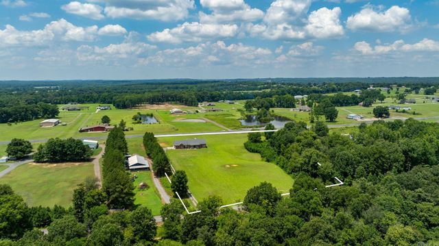 44 Cessna Avenue, Greenbrier, AR 72058