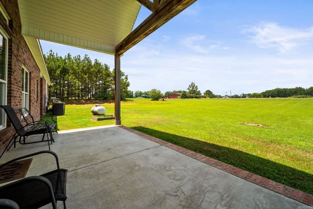 44 Cessna Avenue, Greenbrier, AR 72058