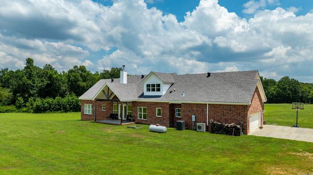 44 Cessna Avenue, Greenbrier, AR 72058