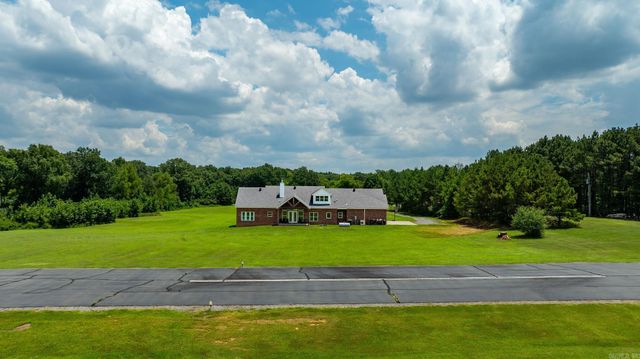 44 Cessna Avenue, Greenbrier, AR 72058