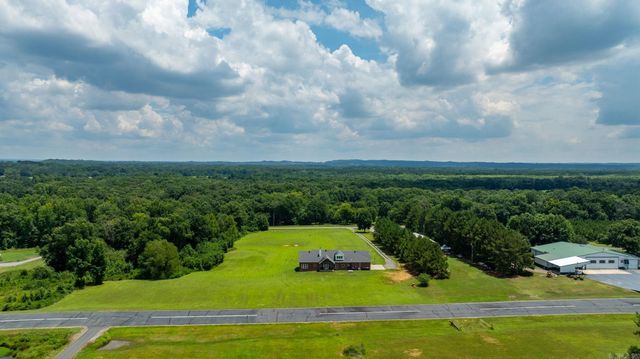 44 Cessna Avenue, Greenbrier, AR 72058