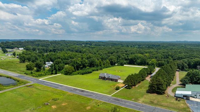 44 Cessna Avenue, Greenbrier, AR 72058