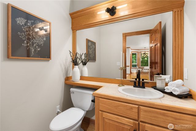 3910 225th Court NE, Redmond, WA 98053