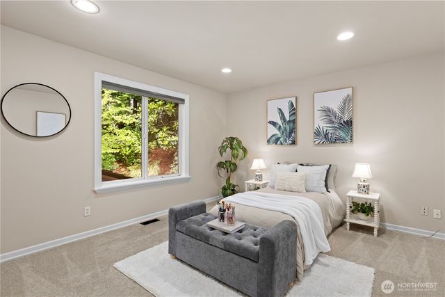 3910 225th Court NE, Redmond, WA 98053
