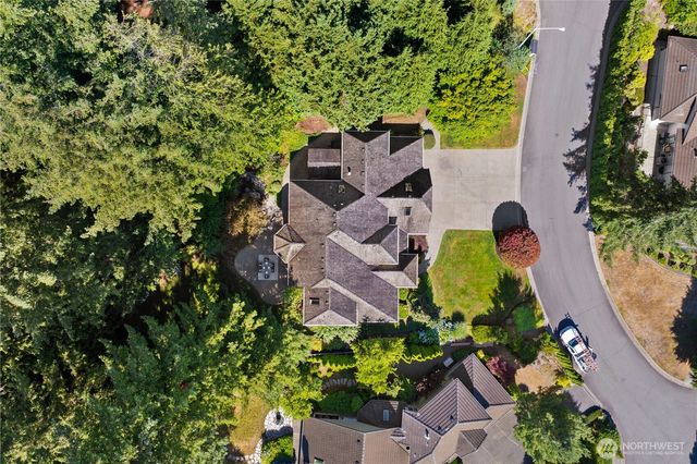 3910 225th Court NE, Redmond, WA 98053