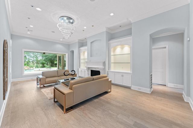 17214 Lakeway Park, Tomball, TX 77375