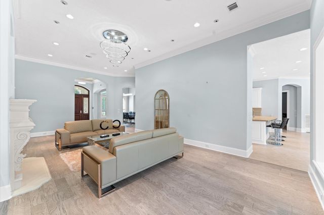 17214 Lakeway Park, Tomball, TX 77375