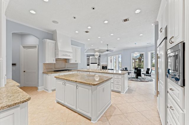 17214 Lakeway Park, Tomball, TX 77375