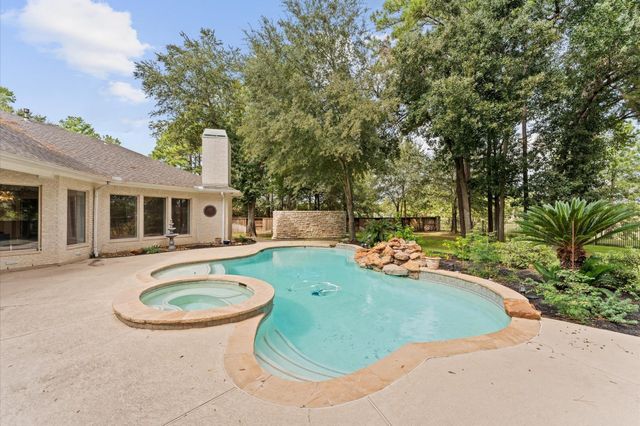 17214 Lakeway Park, Tomball, TX 77375