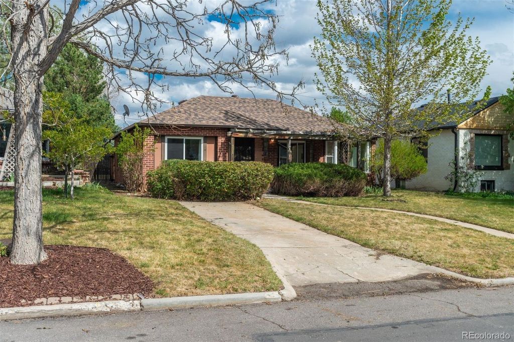 1210 Dahlia Street, Denver, CO 80220