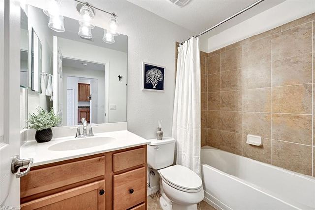 9509 Avellino WAY 1822, Naples, FL 34113