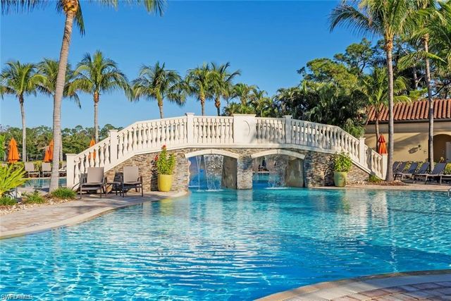 9509 Avellino WAY 1822, Naples, FL 34113