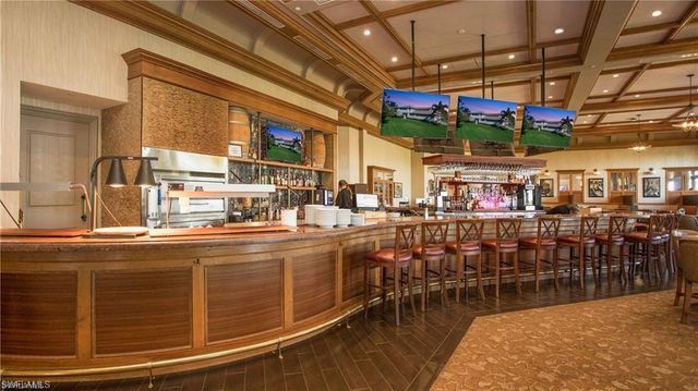 9509 Avellino WAY 1822, Naples, FL 34113
