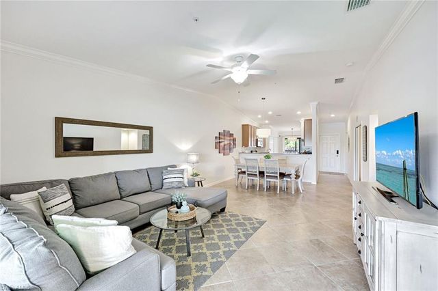 9509 Avellino WAY 1822, Naples, FL 34113