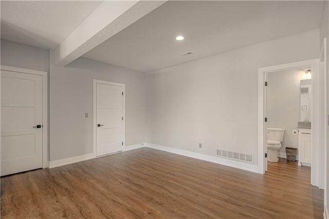 2002 Foxtail Point, Kearney, MO 64060