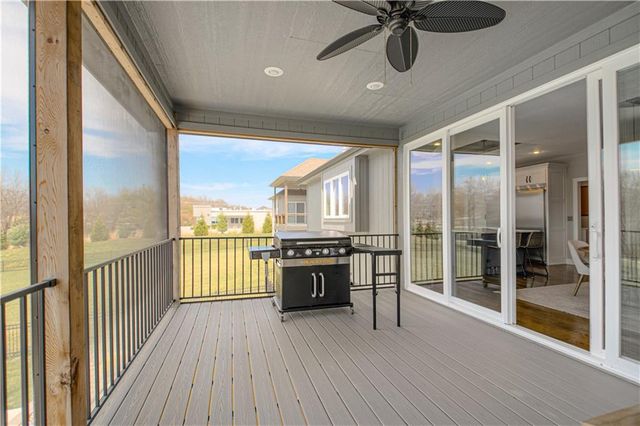 2002 Foxtail Point, Kearney, MO 64060