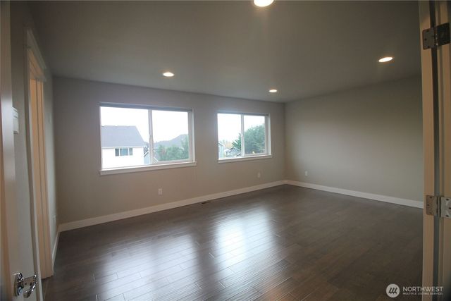 8232 37th Place NE, Marysville, WA 98270