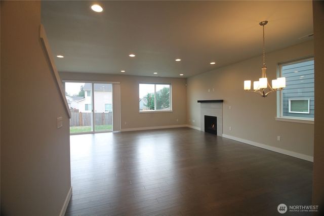 8232 37th Place NE, Marysville, WA 98270