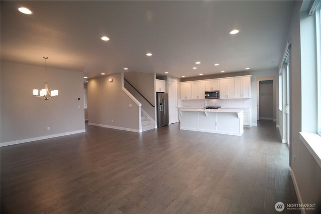 8232 37th Place NE, Marysville, WA 98270