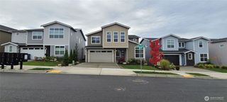 8232 37th Place NE, Marysville, WA 98270