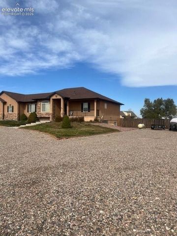 777 Woodleaf Drive, Pueblo West, CO 81007