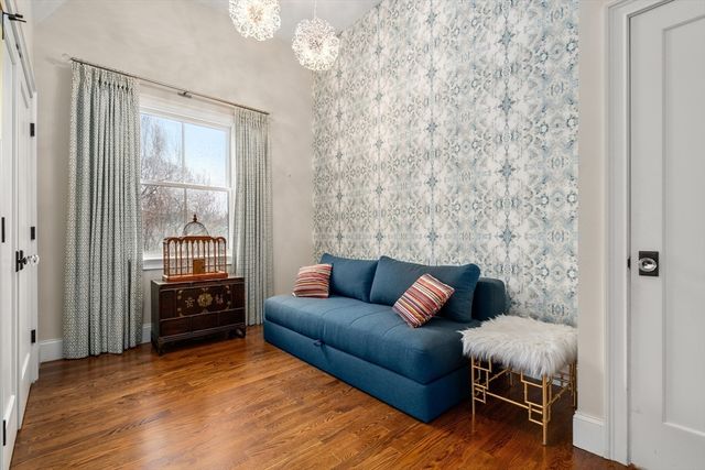 39 Hammond Street 2, Cambridge, MA 02138