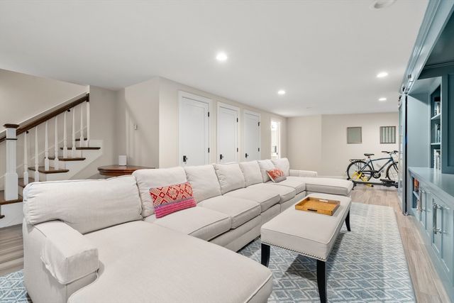 39 Hammond Street 2, Cambridge, MA 02138