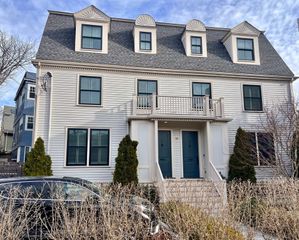 39 Hammond Street 2, Cambridge, MA 02138