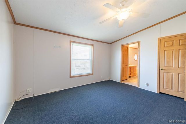 11160 Chestnut Run Court, South Lyon, MI 48178