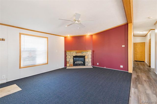 11160 Chestnut Run Court, South Lyon, MI 48178