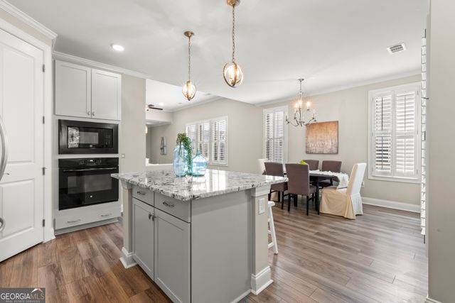 122 Iron Oak Drive, Peachtree City, GA 30269