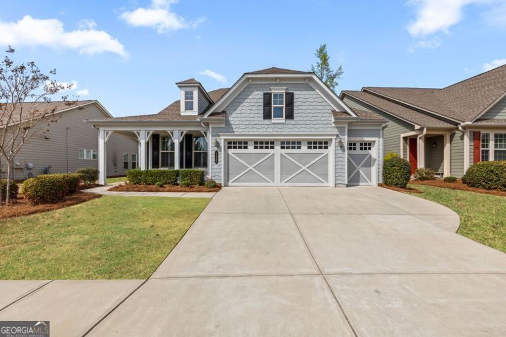 122 Iron Oak Drive, Peachtree City, GA 30269