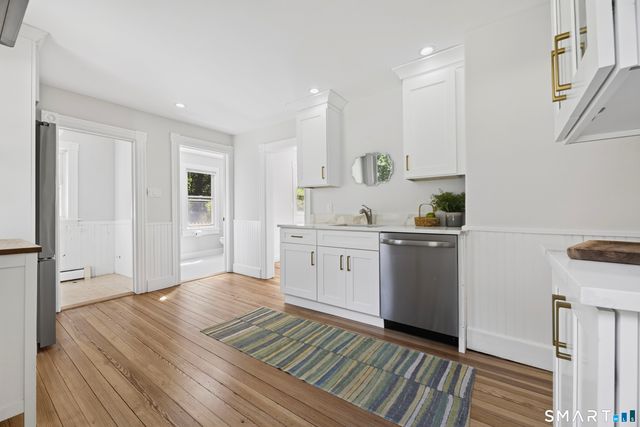 28 Watch Hill Avenue, Stonington, CT 06378