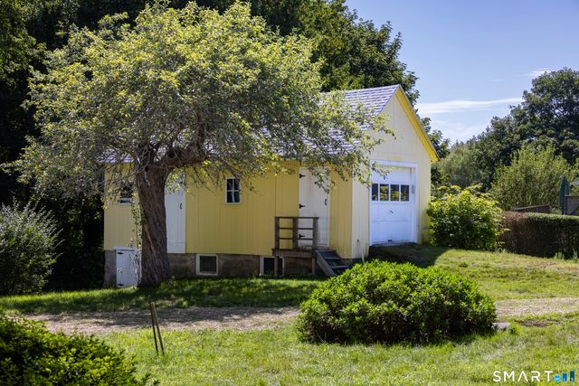 28 Watch Hill Avenue, Stonington, CT 06378