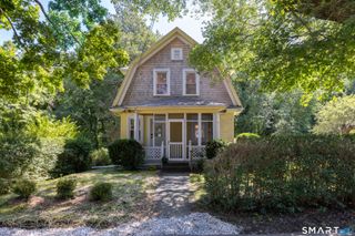 28 Watch Hill Avenue, Stonington, CT 06378