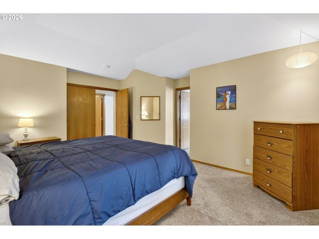 671 Ne MARYANN Ct, Hillsboro, OR 97124