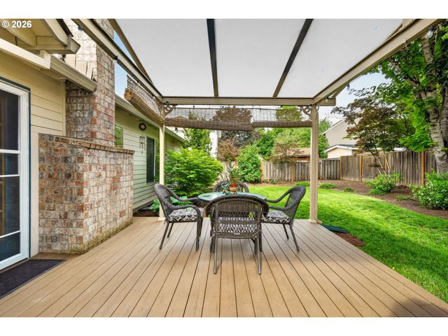 671 Ne MARYANN Ct, Hillsboro, OR 97124