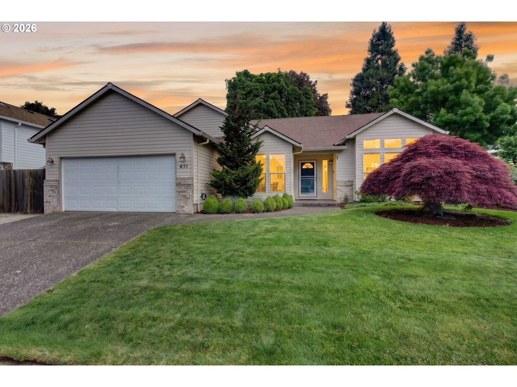 671 Ne MARYANN Ct, Hillsboro, OR 97124