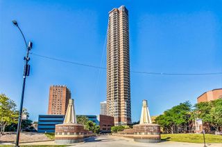 3660 N Lake Shore Drive 904, Chicago, IL 60613