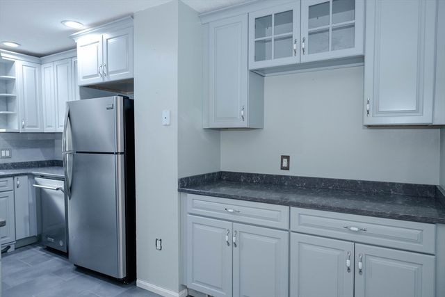 84 Ridge Rd 84, Revere, MA 02151