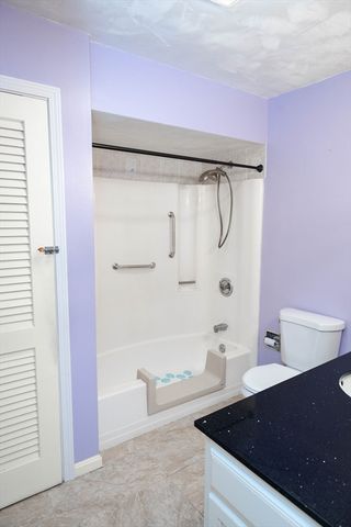 84 Ridge Rd 84, Revere, MA 02151