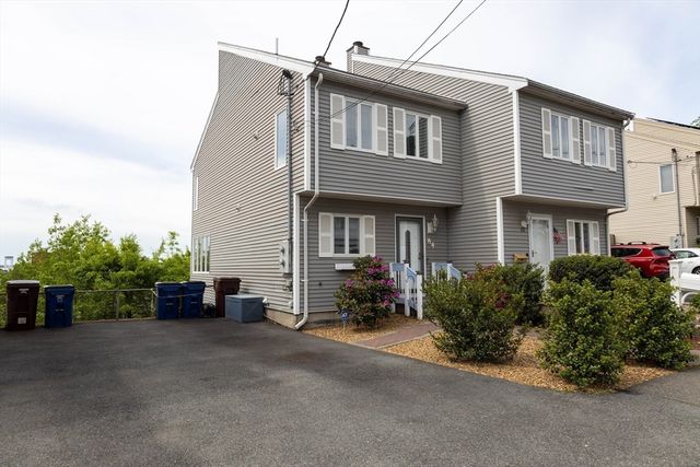 84 Ridge Rd 84, Revere, MA 02151