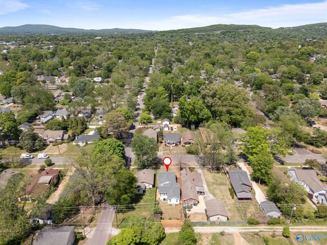 1306 Clinton Avenue E, Huntsville, AL 35801