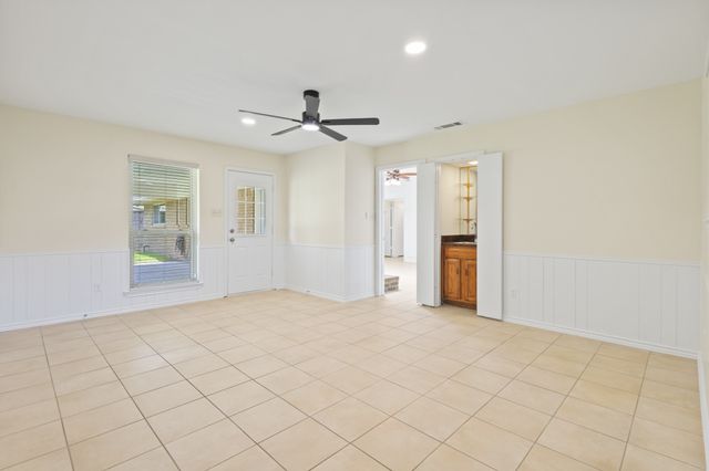 1610 Steenson Drive, Carrollton, TX 75007