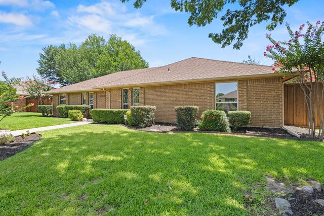 1610 Steenson Drive, Carrollton, TX 75007