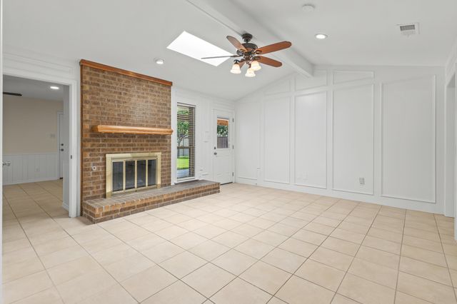 1610 Steenson Drive, Carrollton, TX 75007