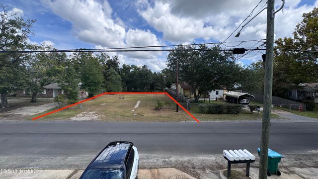 1424 Jo Ellen Circle, Gulfport, MS 39501