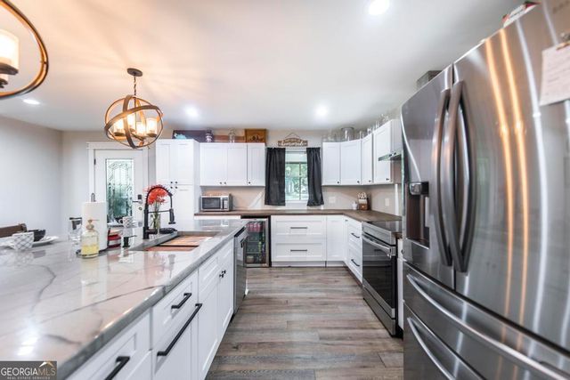 61 Airport Subdivision Road, Hawkinsville, GA 31036